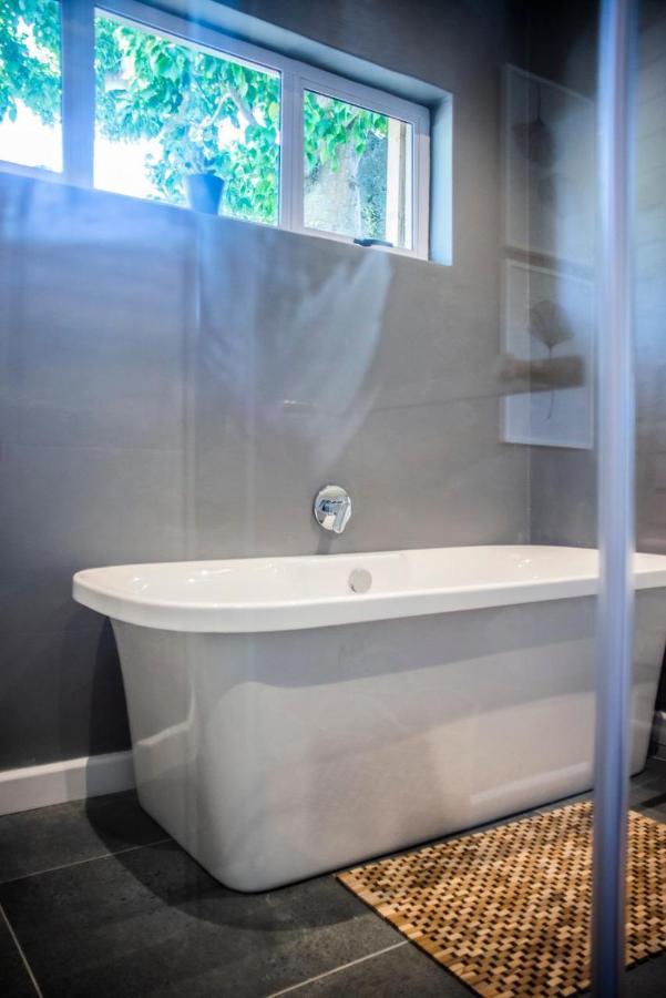 Seven On Flora- Hot Tub, Modern With Amazing Outside Area Villa Hermanus Eksteriør billede