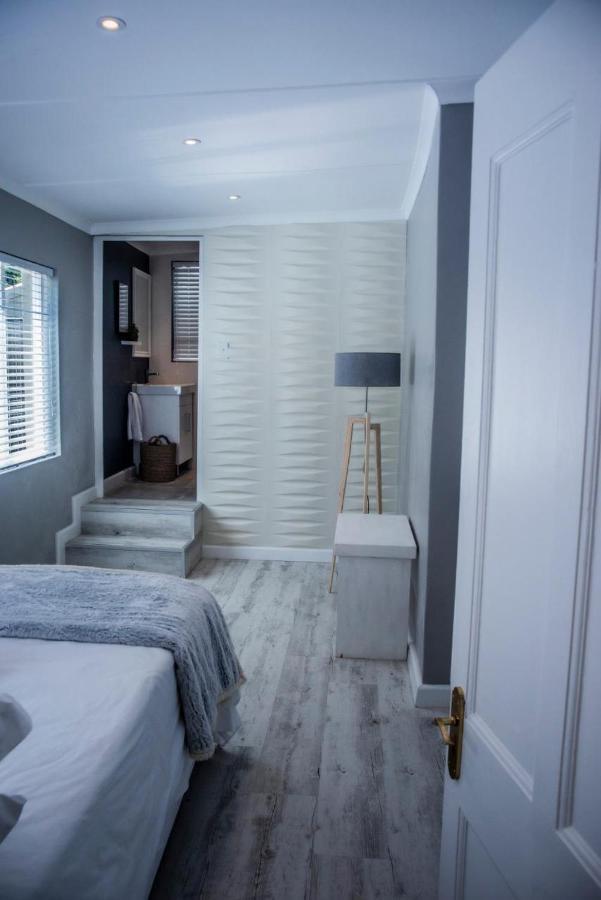 Seven On Flora- Hot Tub, Modern With Amazing Outside Area Villa Hermanus Eksteriør billede
